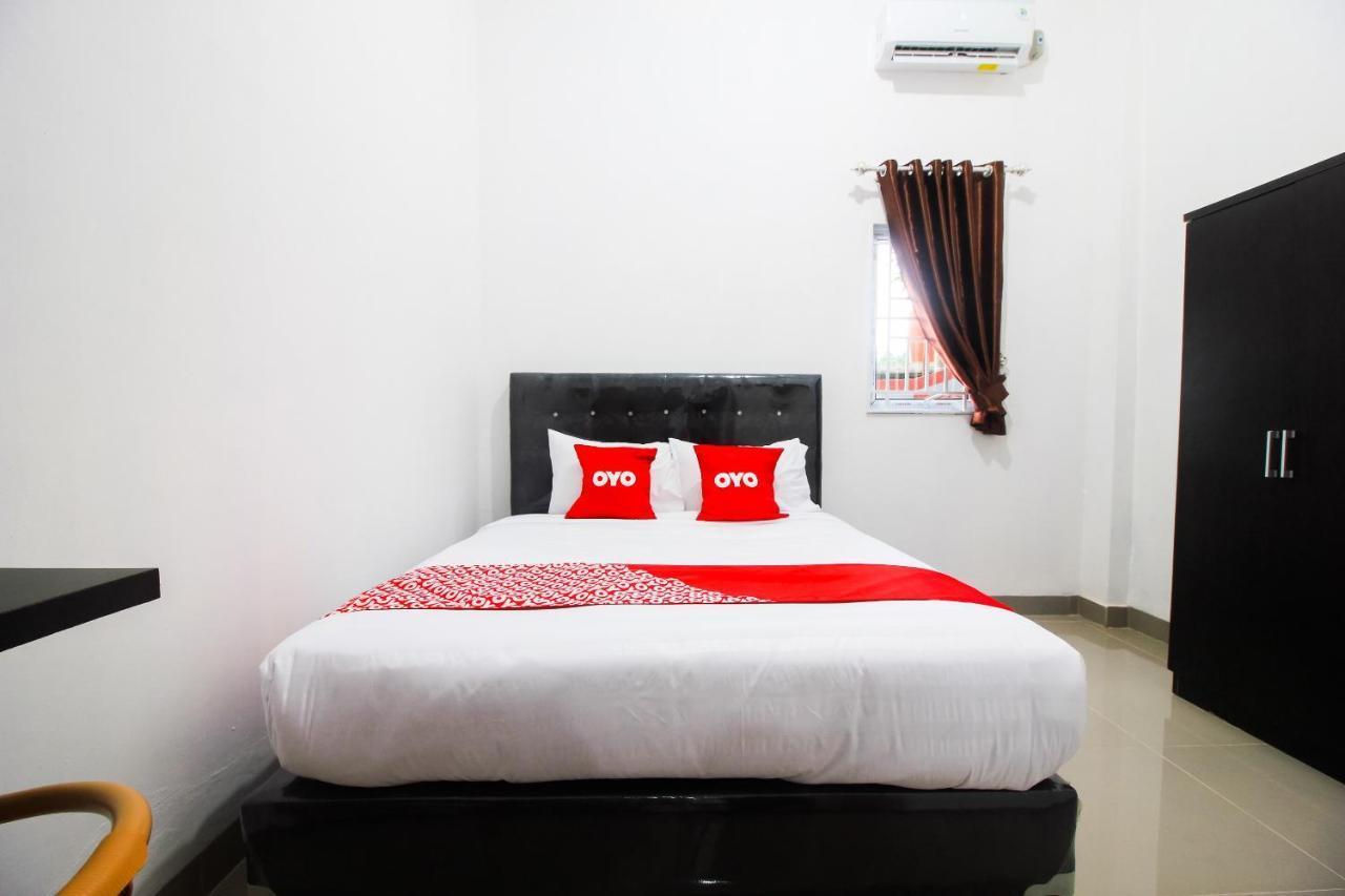 Oyo 1653 Fajar Residence Pekanbaru Εξωτερικό φωτογραφία
