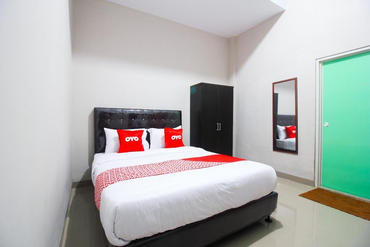 Oyo 1653 Fajar Residence Pekanbaru Εξωτερικό φωτογραφία
