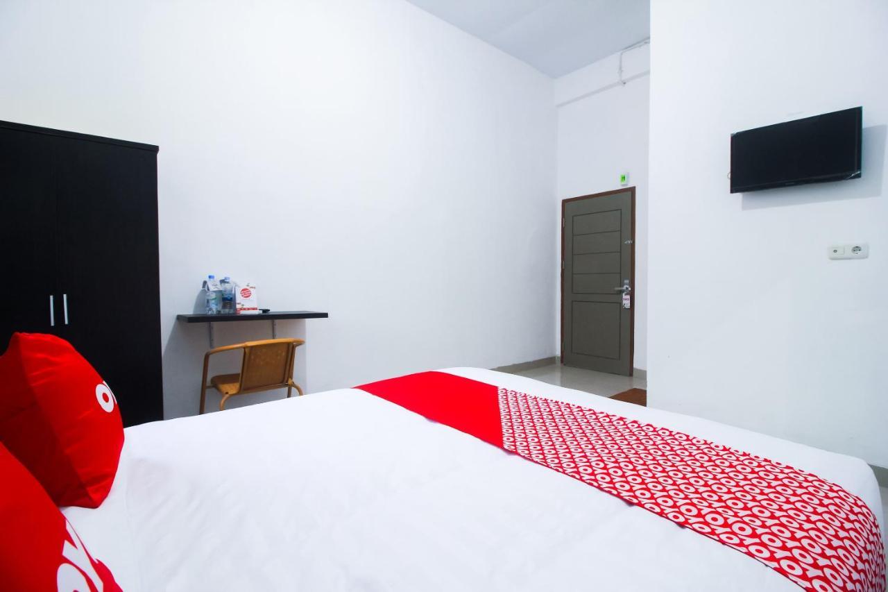 Oyo 1653 Fajar Residence Pekanbaru Εξωτερικό φωτογραφία