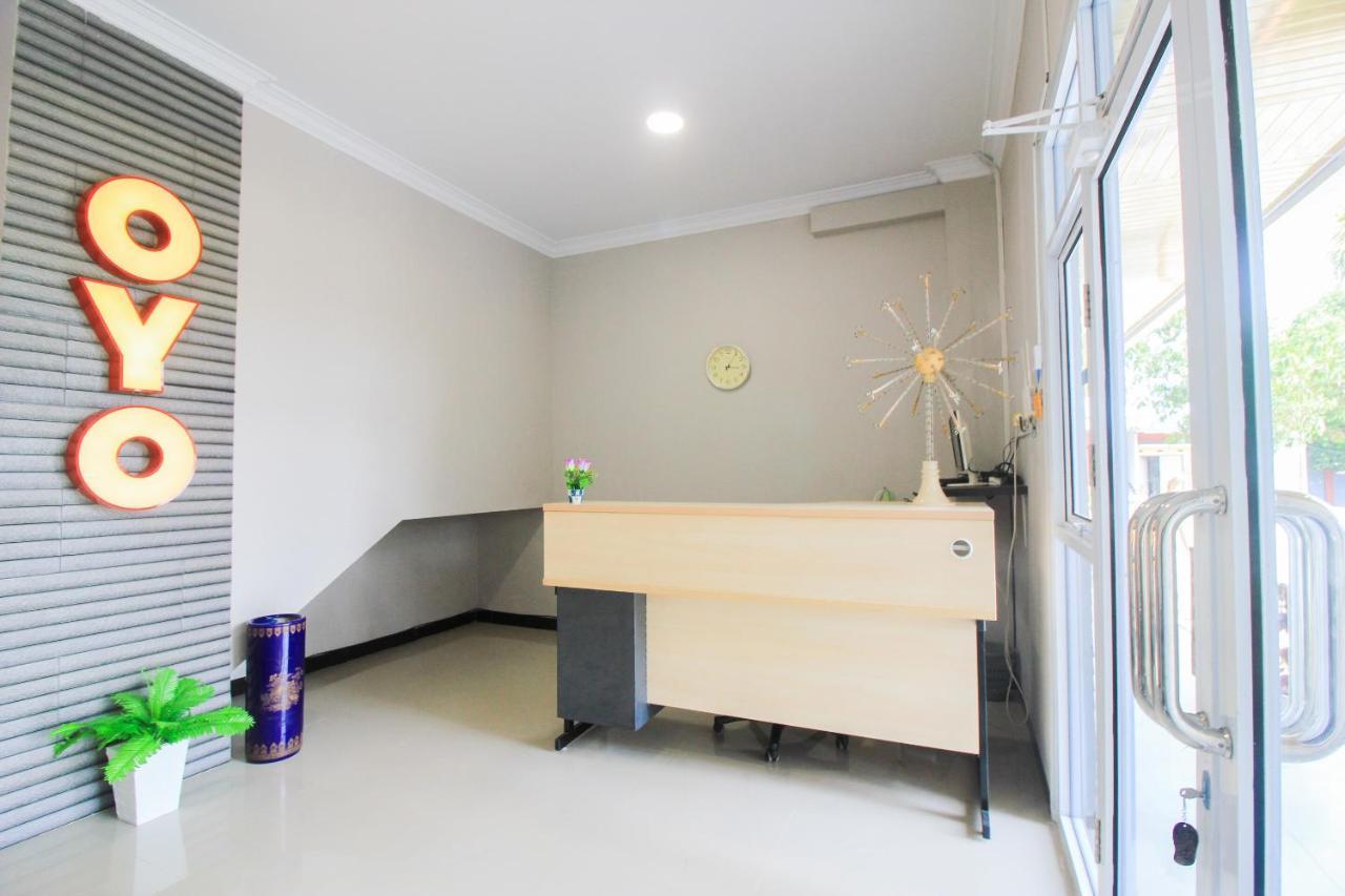 Oyo 1653 Fajar Residence Pekanbaru Εξωτερικό φωτογραφία