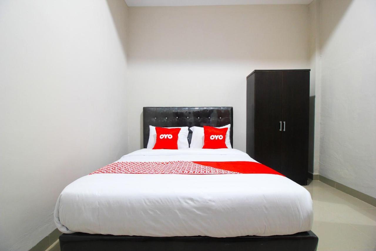 Oyo 1653 Fajar Residence Pekanbaru Εξωτερικό φωτογραφία