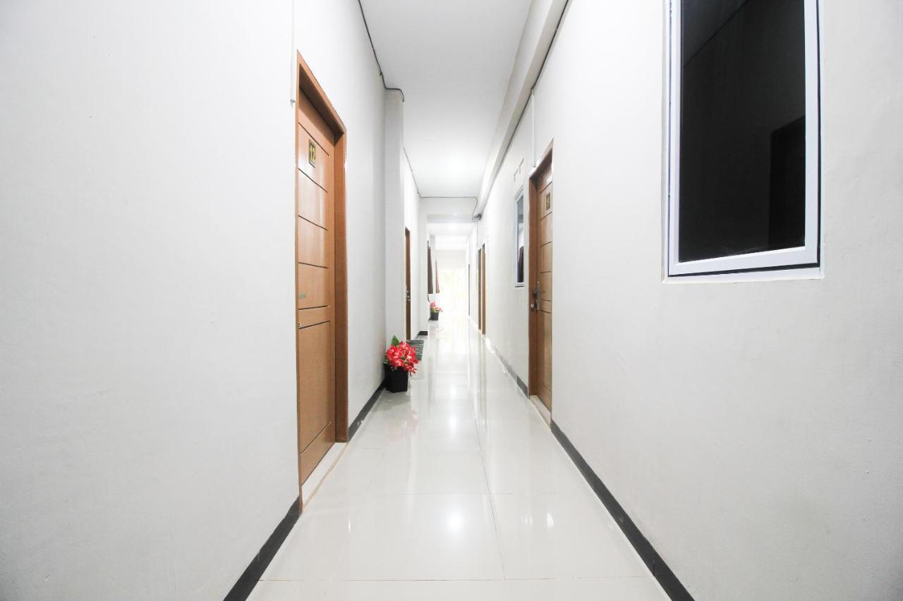 Oyo 1653 Fajar Residence Pekanbaru Εξωτερικό φωτογραφία