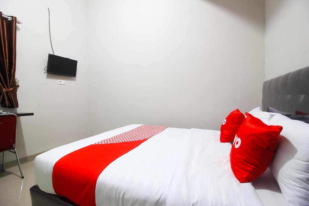 Oyo 1653 Fajar Residence Pekanbaru Εξωτερικό φωτογραφία