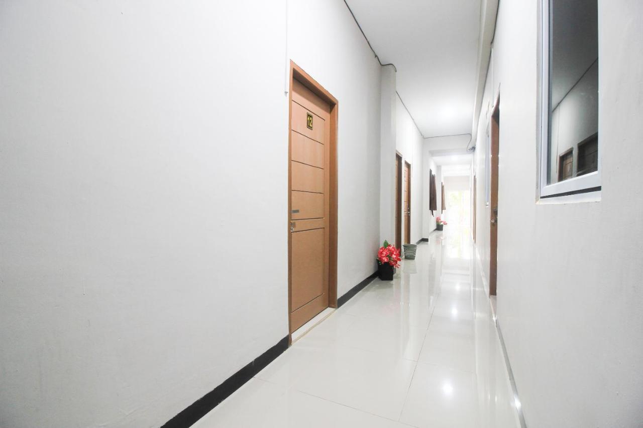 Oyo 1653 Fajar Residence Pekanbaru Εξωτερικό φωτογραφία